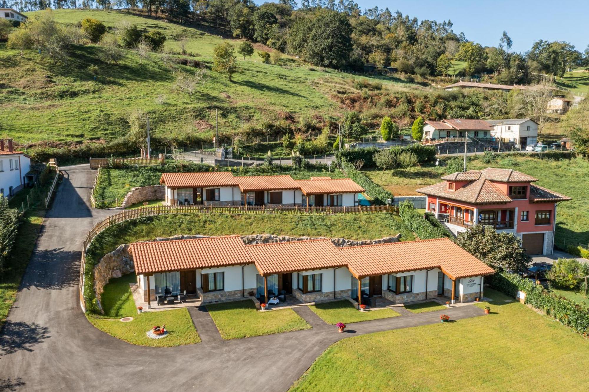 Apartamentos Cuetumerin Onís Buitenkant foto